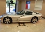 044_Dodge_Viper_-_1994.jpg