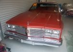 065_Oldsmobile_Ninety-Eight__1977_-_01.JPG